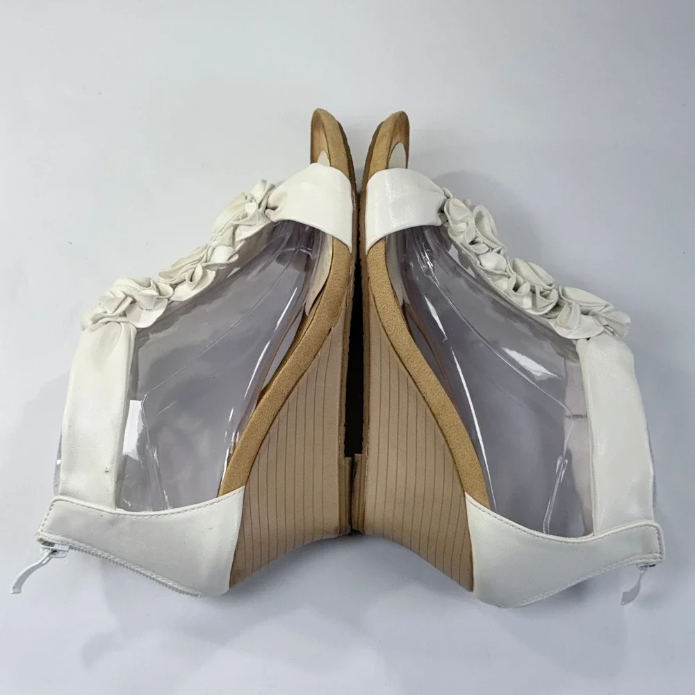 Patrizia Spring Step Harlequin Sandals Womens 40/9 White Floral Wedge Party Boho